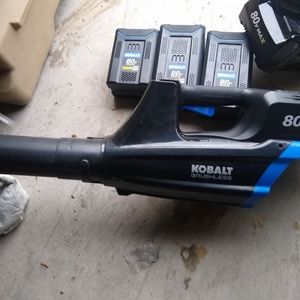 Kobalt 80v brushless blower & 3 batteries+charger